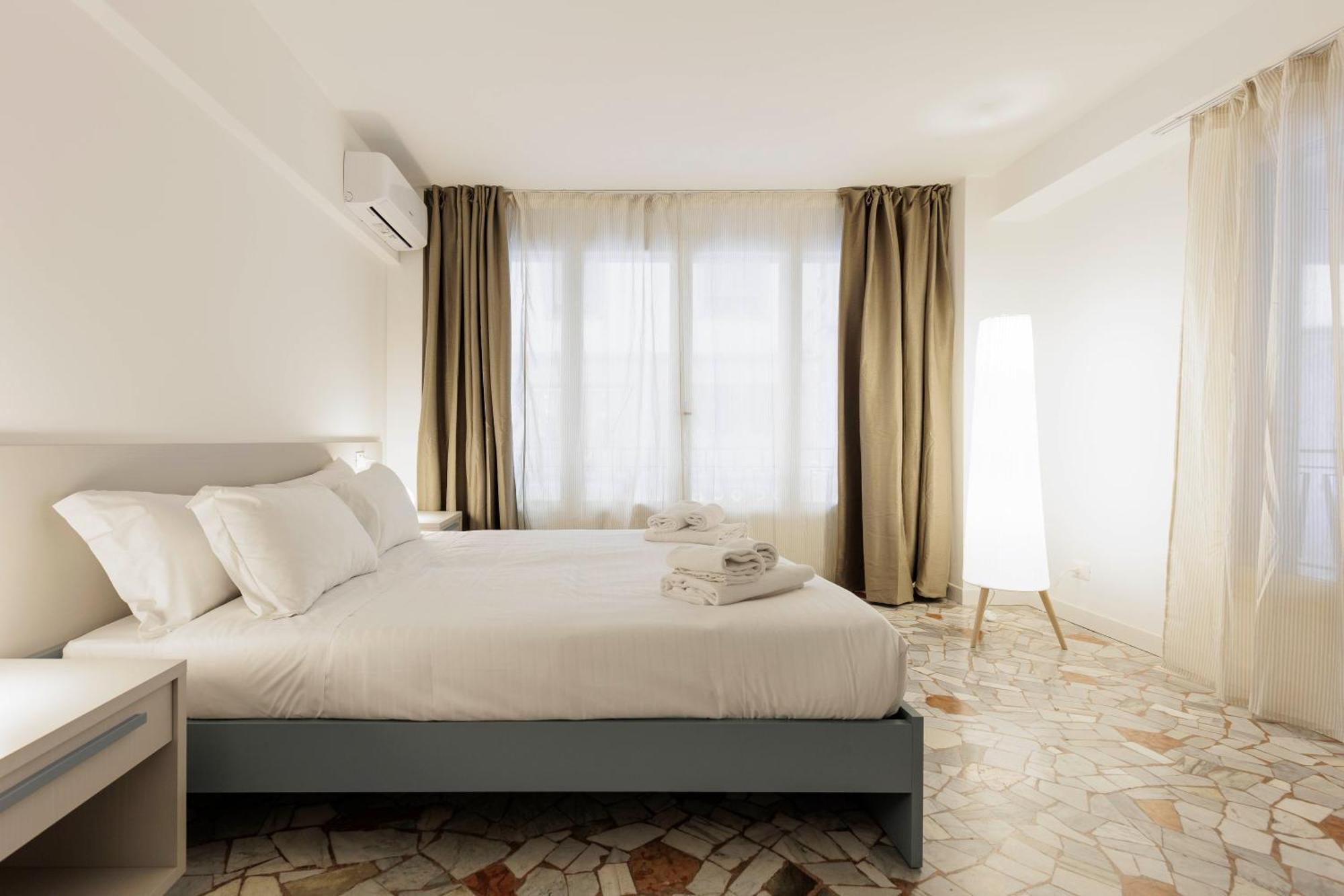Giordano Luxury * Florencia